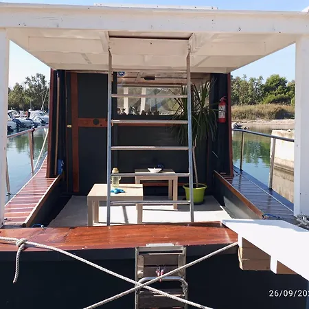 Loveboat Botel